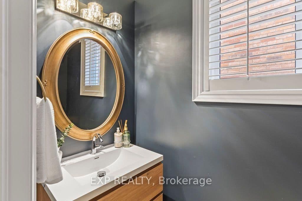 2390 Taylorwood Drive thumbnail 20