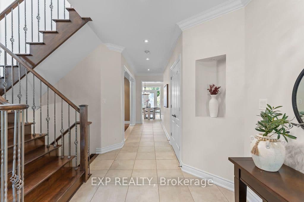 2390 Taylorwood Drive thumbnail 21