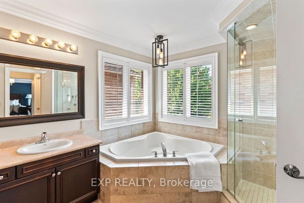 2390 Taylorwood Drive thumbnail 27