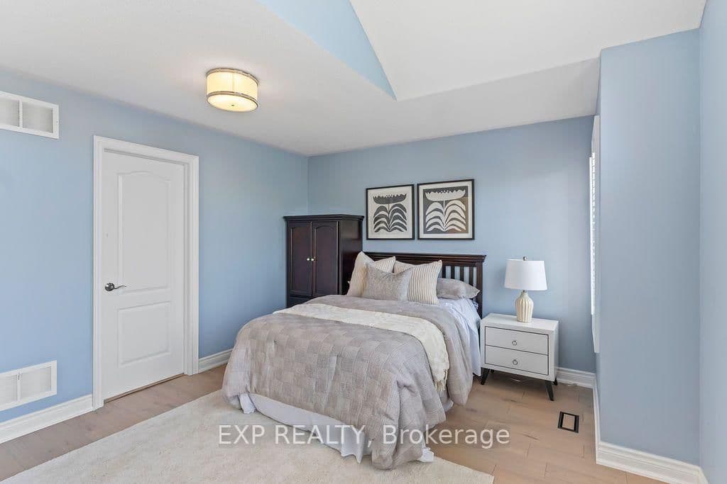 2390 Taylorwood Drive thumbnail 35
