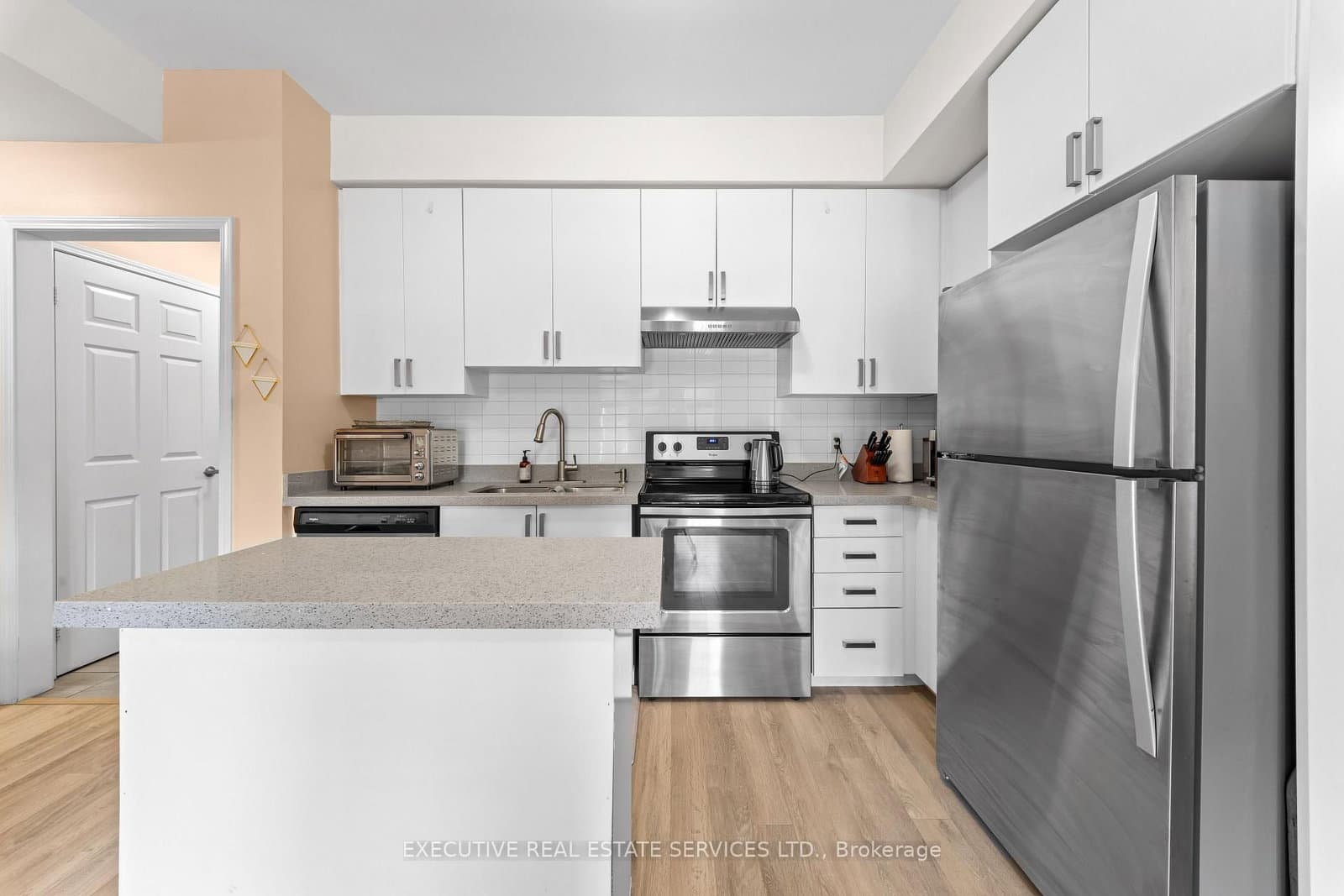 1 Beckenrose Court, Unit 95 thumbnail 9