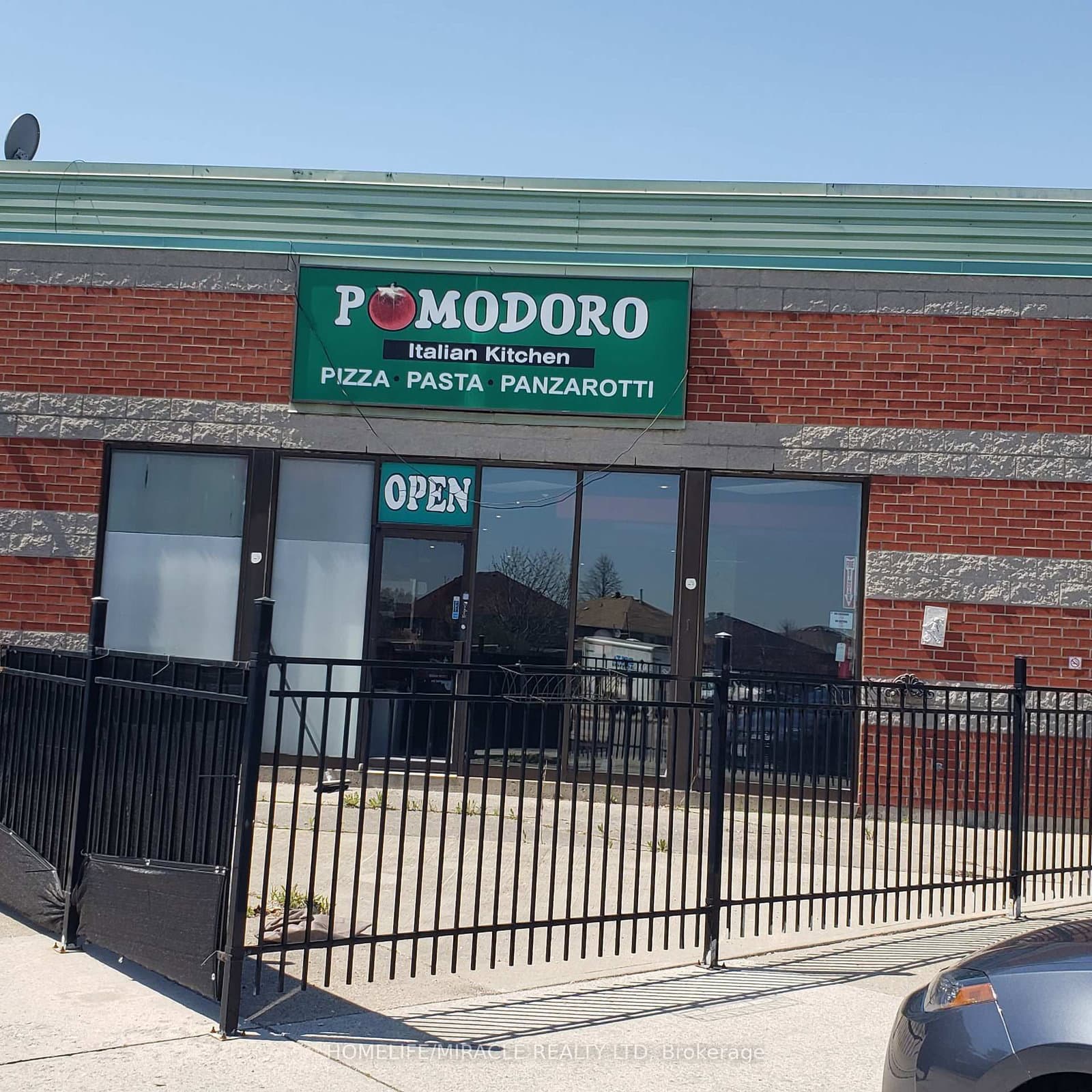 49 Matheson Boulevard E thumbnail 2