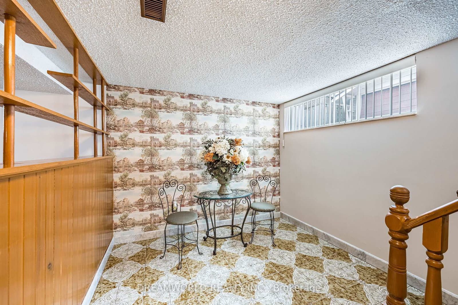 53 Compton Crescent thumbnail 25