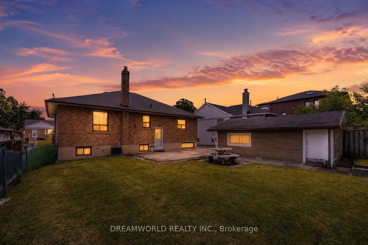 53 Compton Crescent thumbnail 48