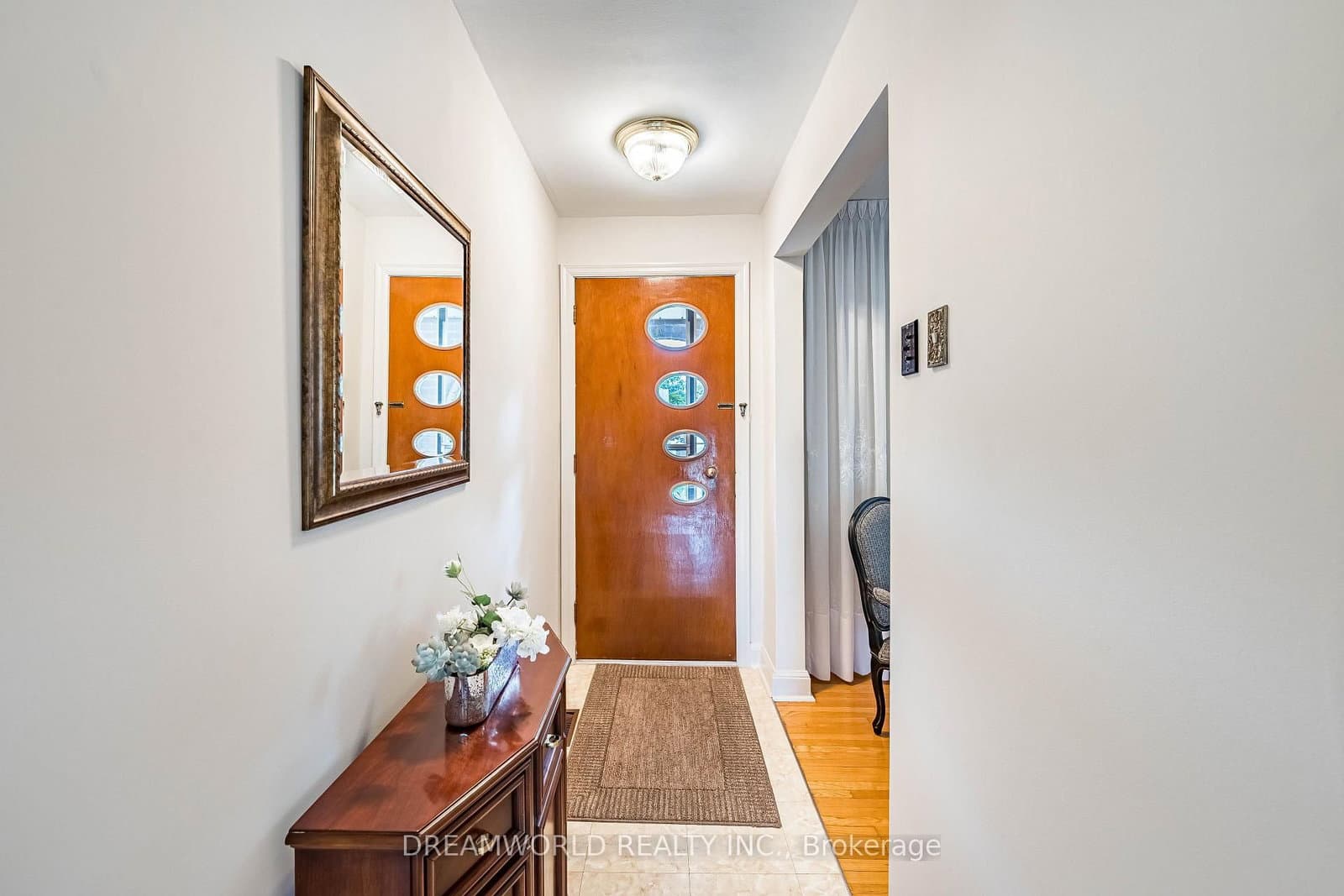 53 Compton Crescent thumbnail 8