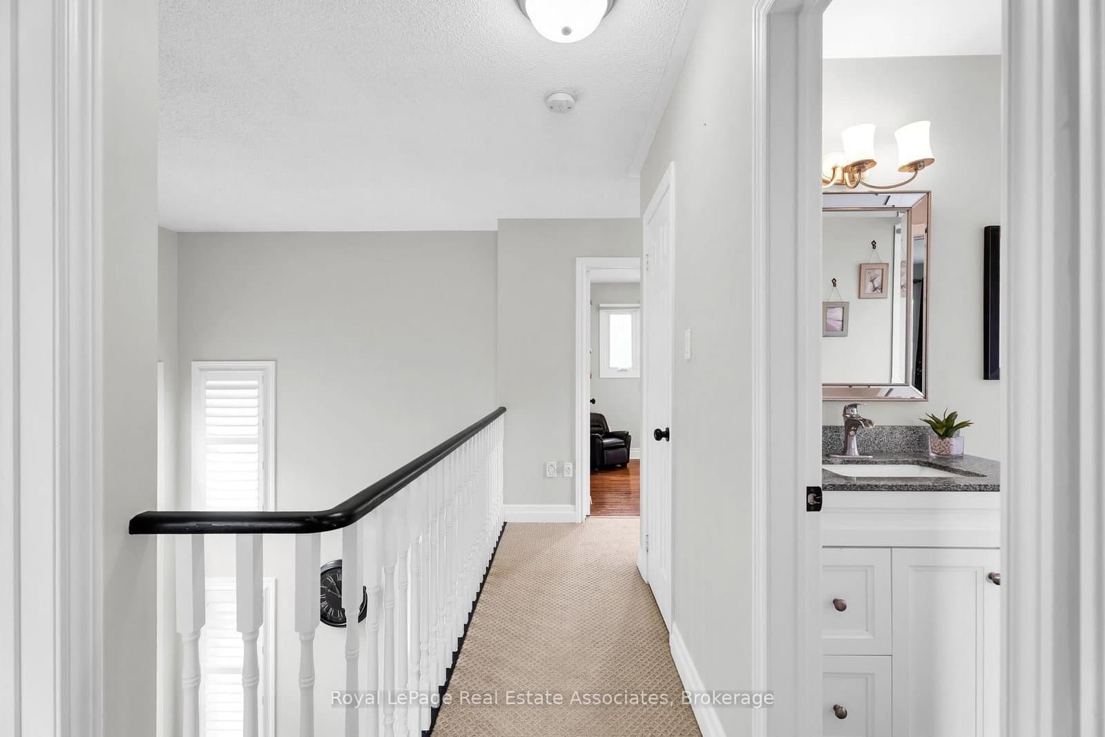 22 Mccullough Crescent thumbnail 18