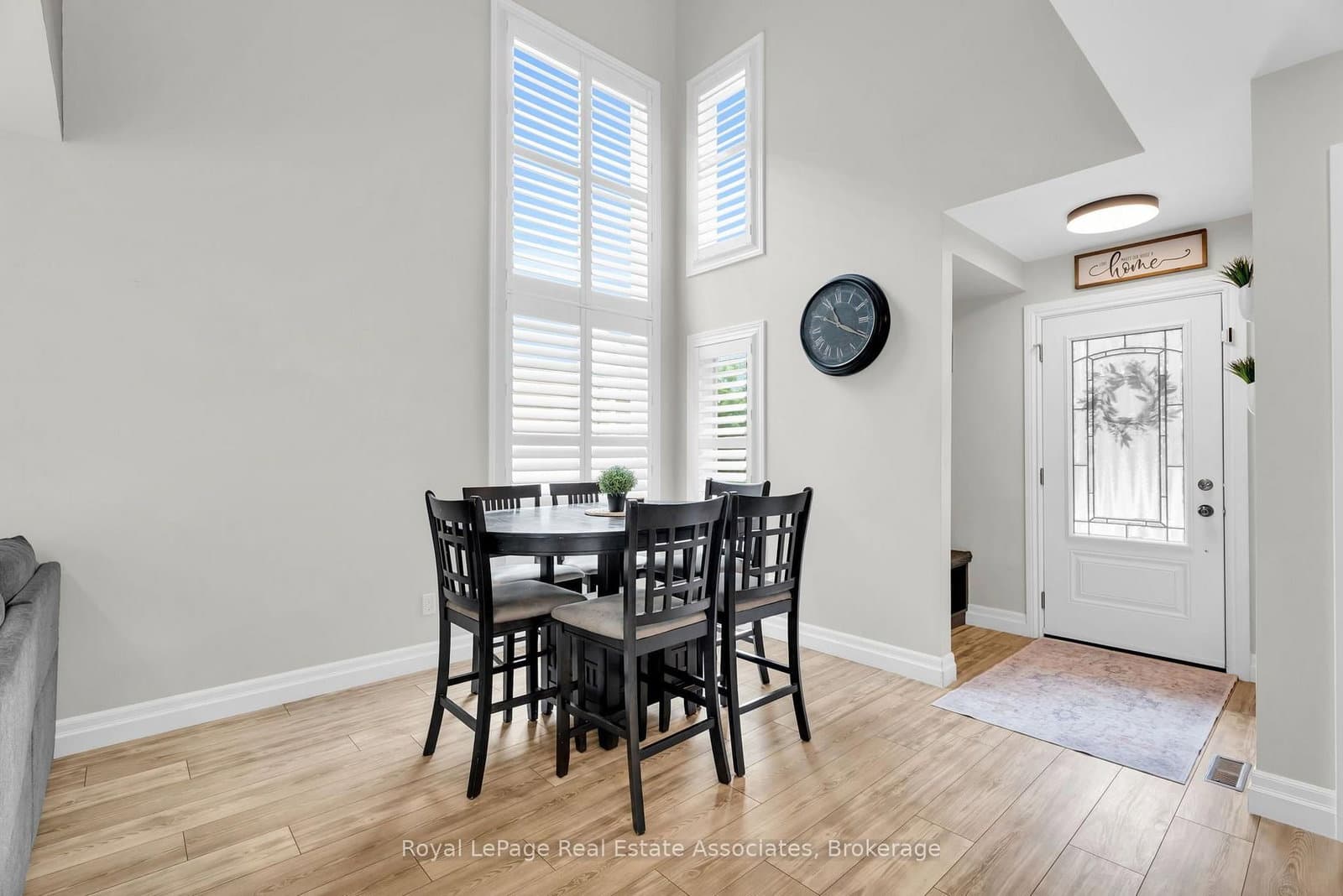 22 Mccullough Crescent thumbnail 6