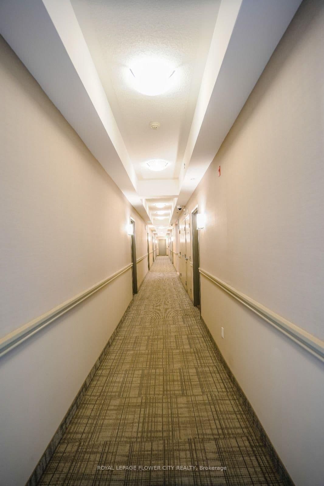 54 Sky Harbour Drive, Unit 306 thumbnail 7