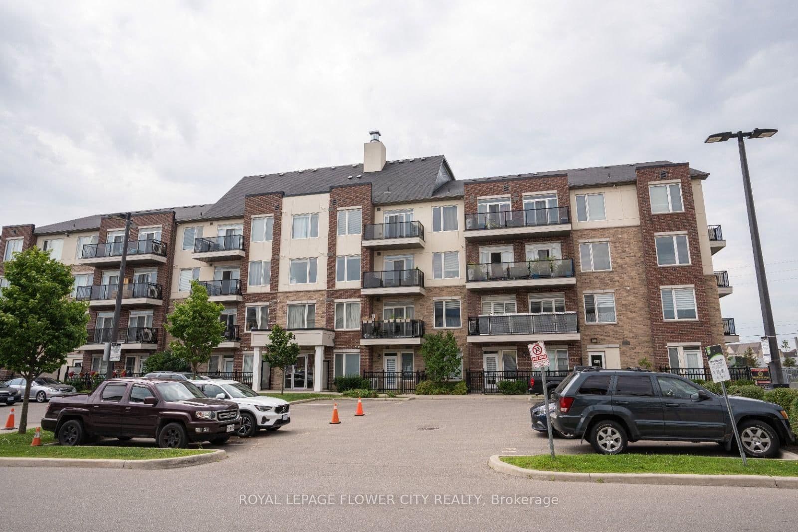 54 Sky Harbour Drive, Unit 306 thumbnail 9