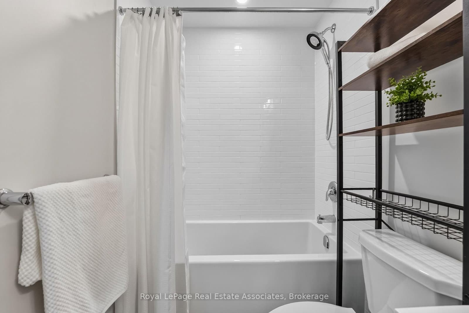 3200 William Coltson Avenue, Unit 622 thumbnail 18