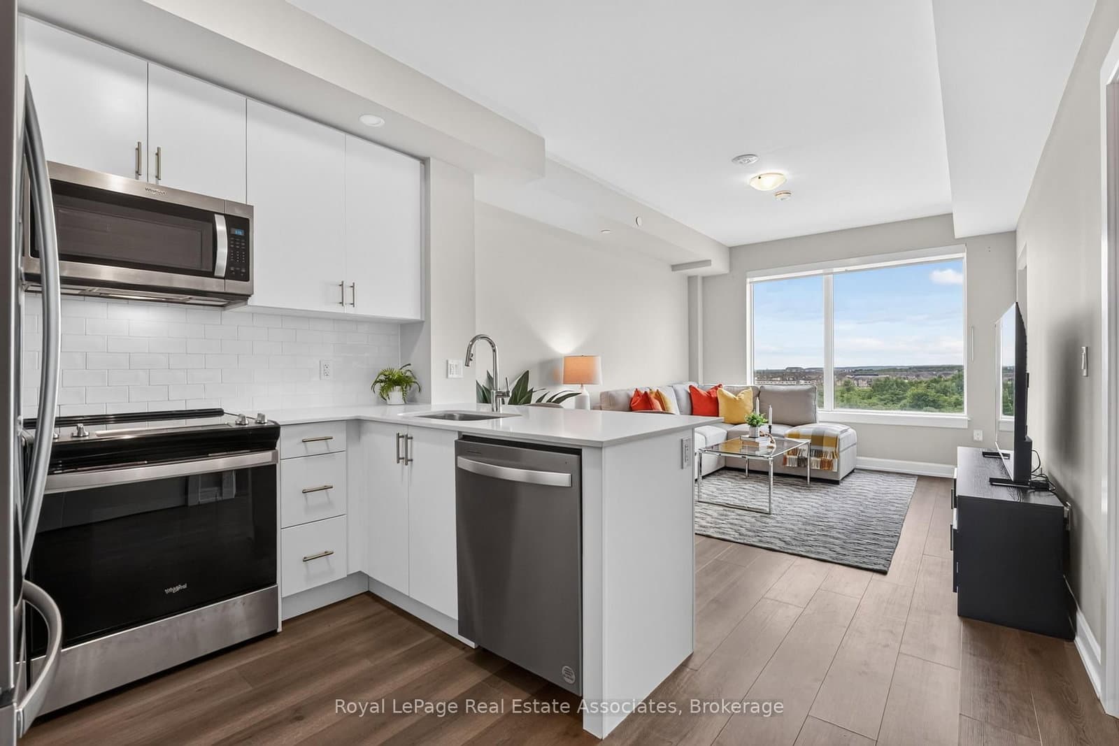 3200 William Coltson Avenue, Unit 622 thumbnail 2