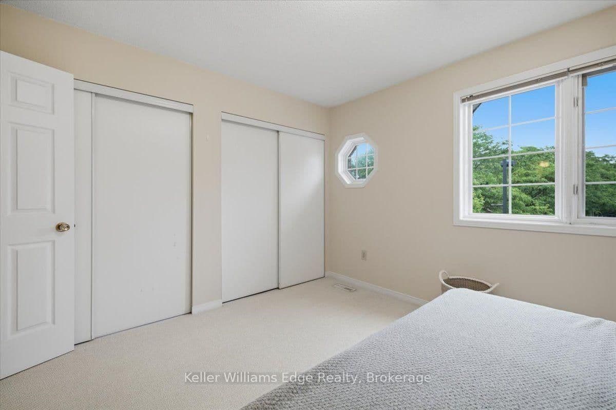 2025 CLEAVER Avenue, Unit 20 thumbnail 32