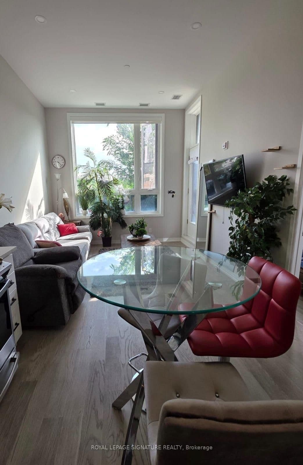 3265 Carding Mill Trail, Unit 104 thumbnail 5