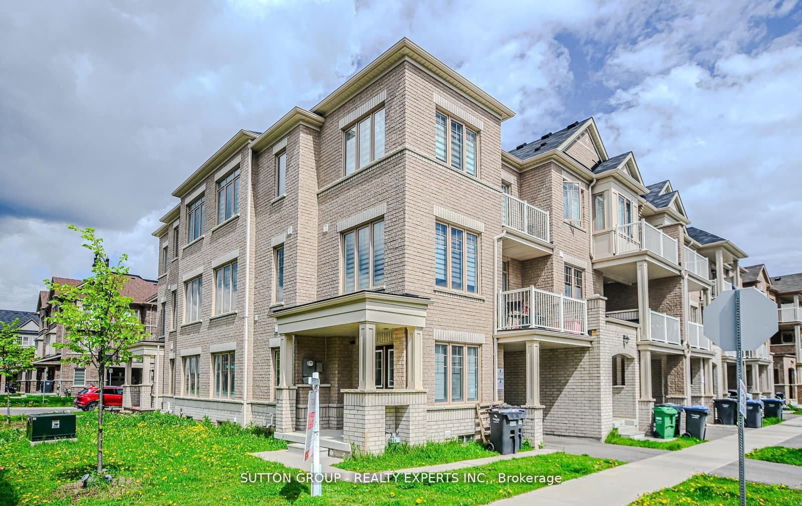 65 Fruitvale Circle thumbnail 4