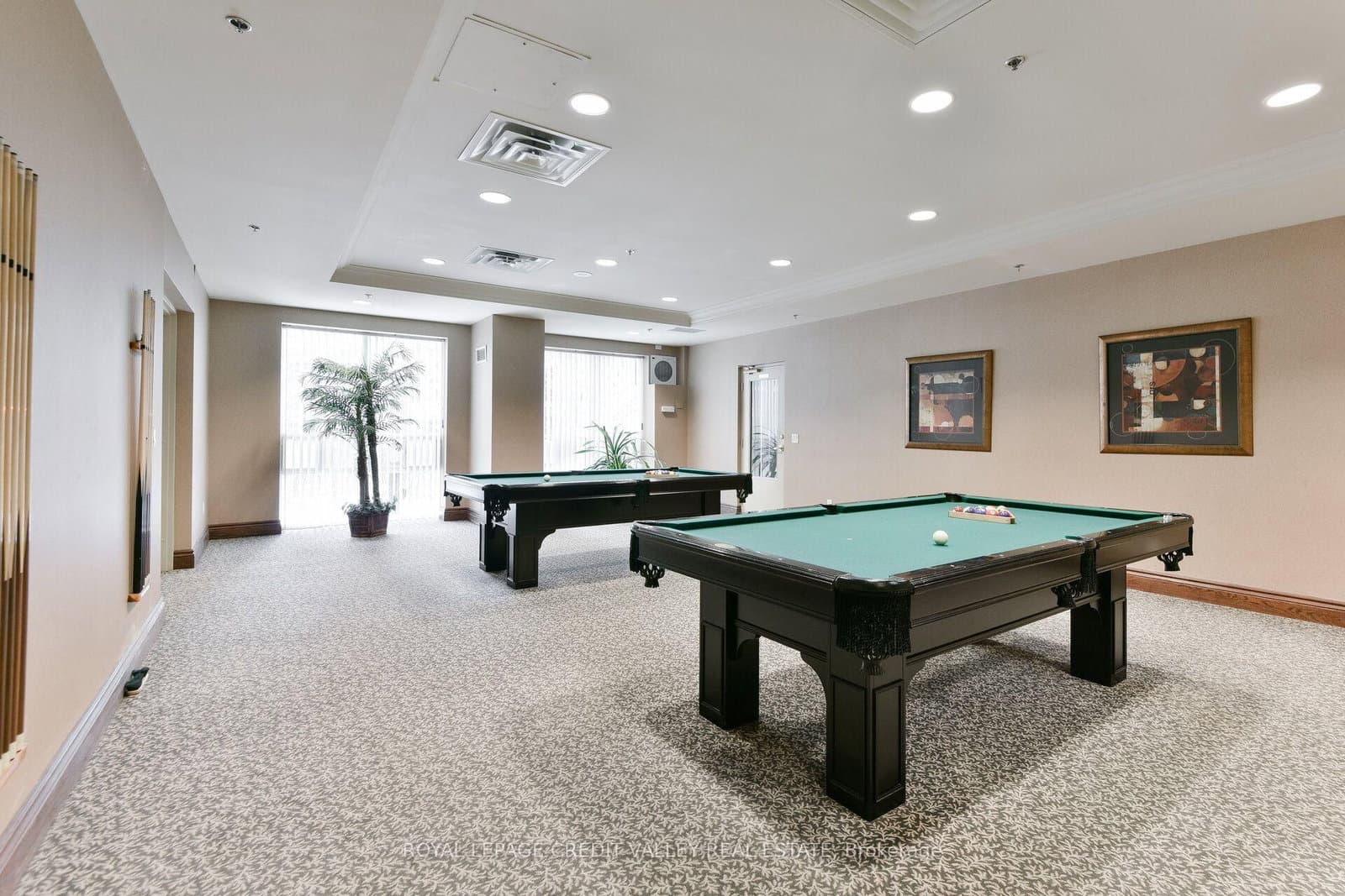 9 Michael Power Place, Unit 902 thumbnail 31