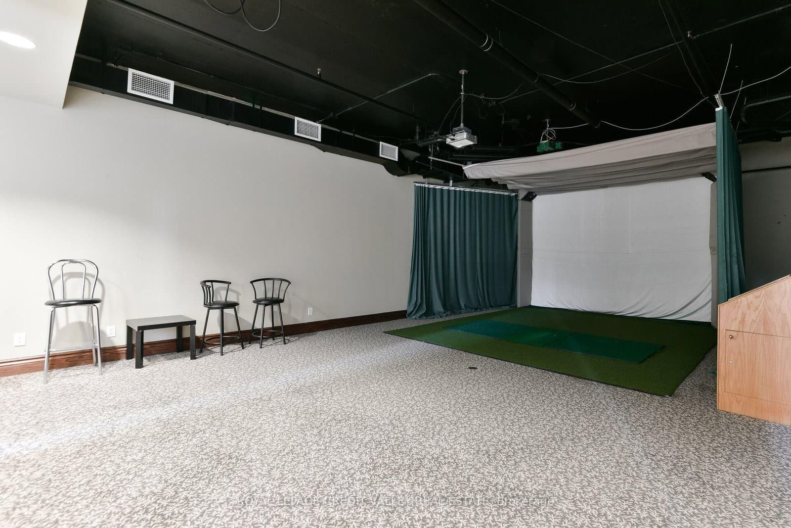 9 Michael Power Place, Unit 902 thumbnail 32