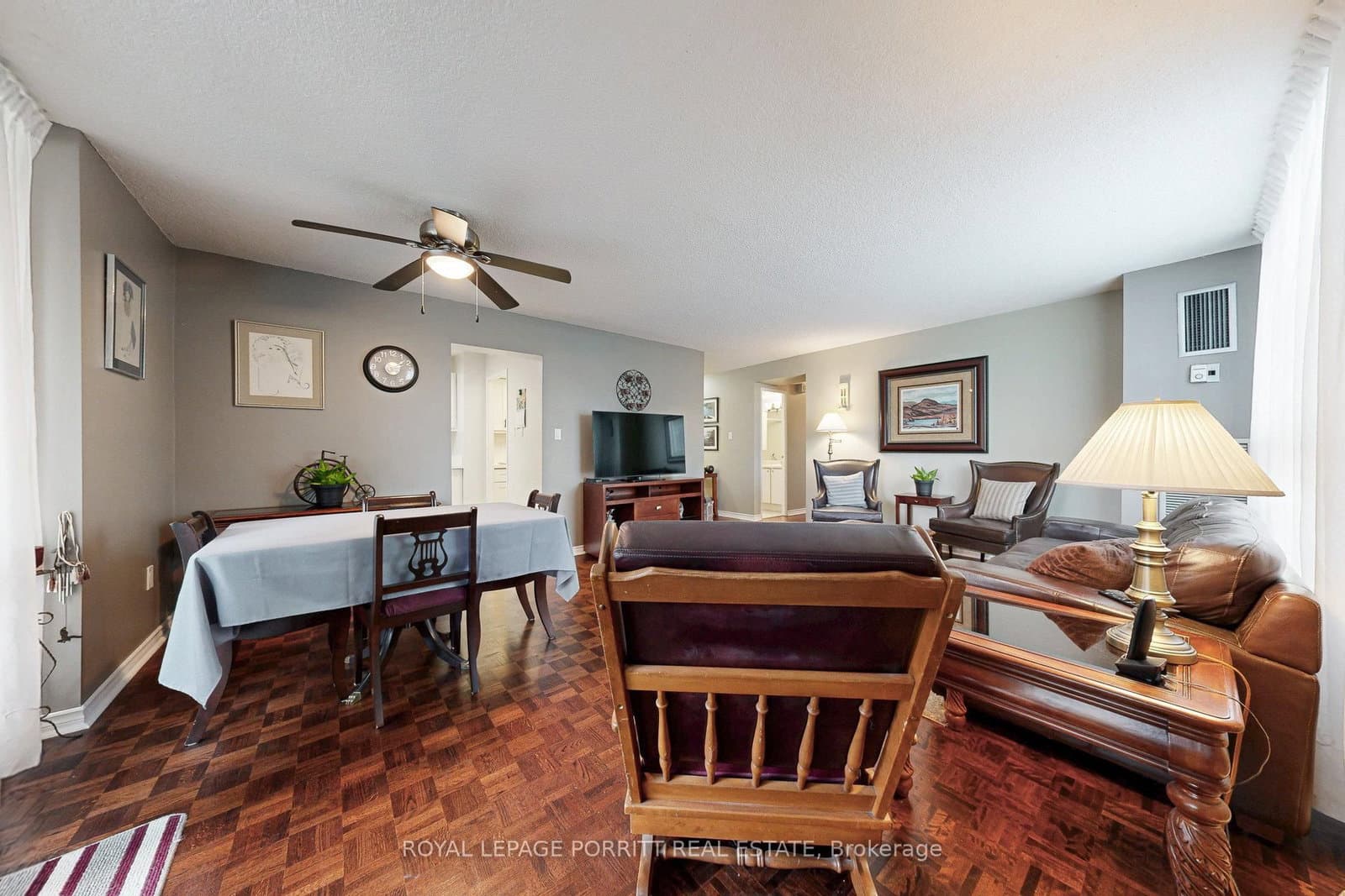 1535 Lakeshore Road E, Unit 201 thumbnail 12