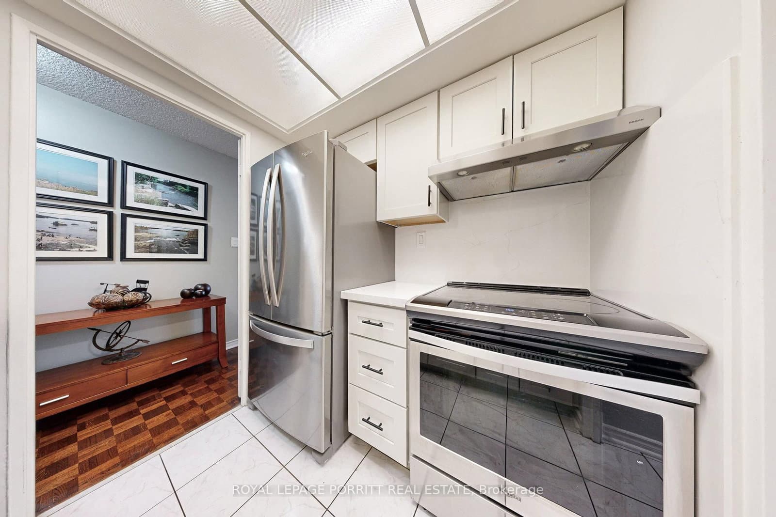 1535 Lakeshore Road E, Unit 201 thumbnail 14