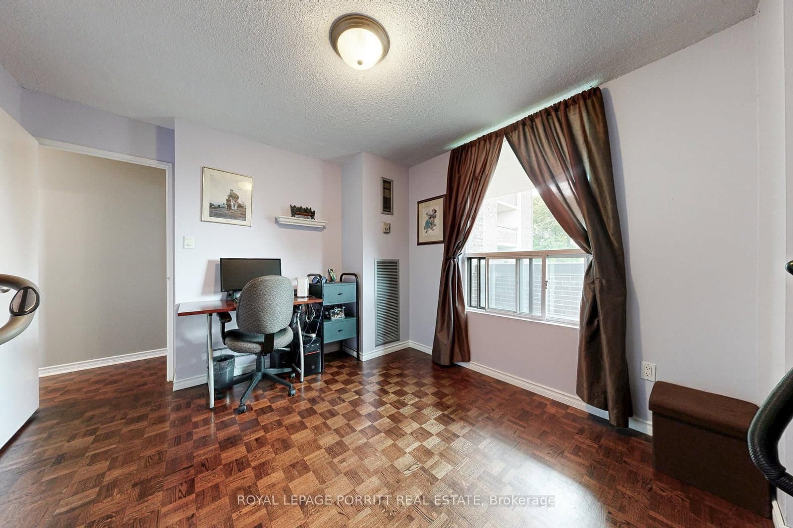 1535 Lakeshore Road E, Unit 201 thumbnail 22