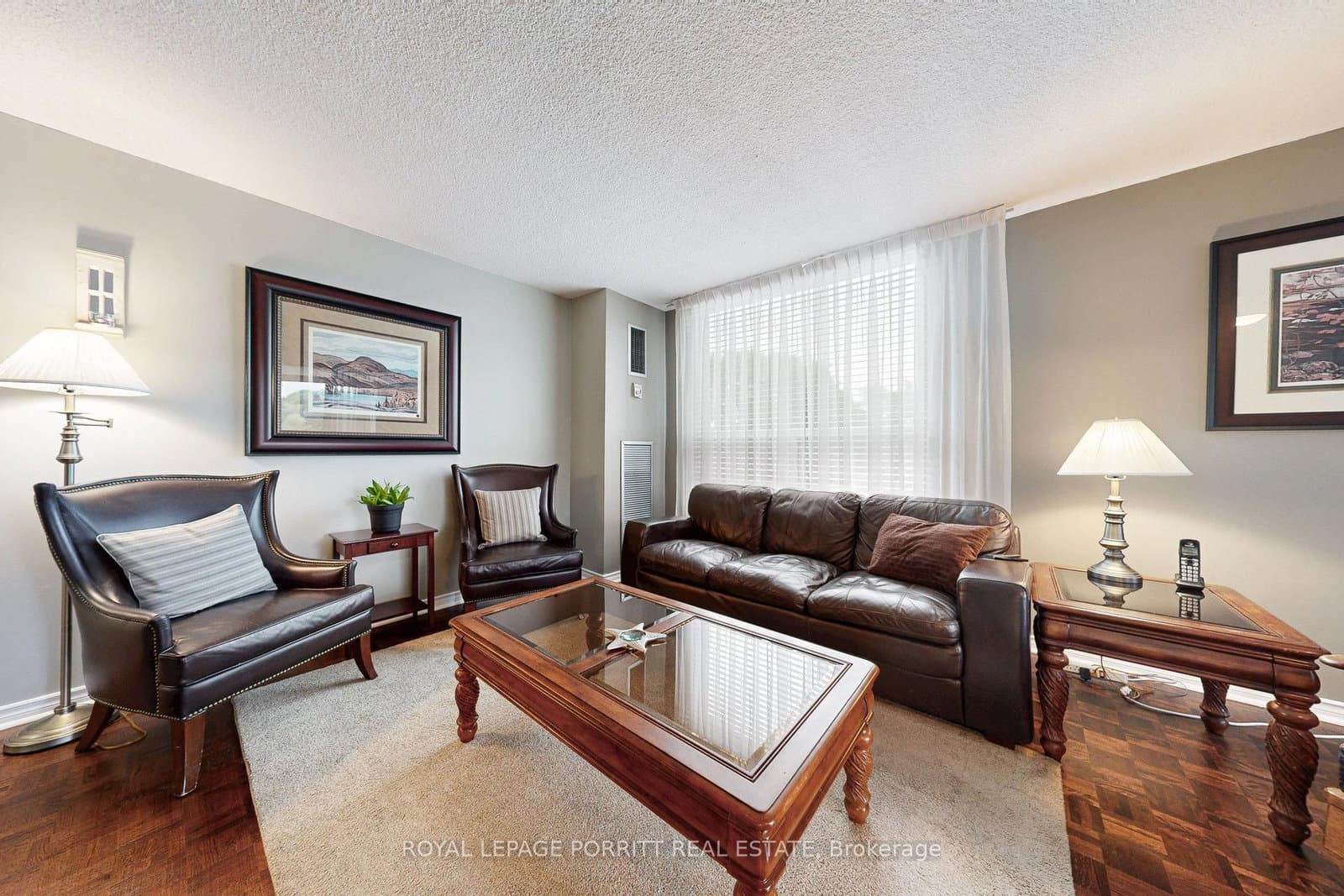 1535 Lakeshore Road E, Unit 201 thumbnail 8