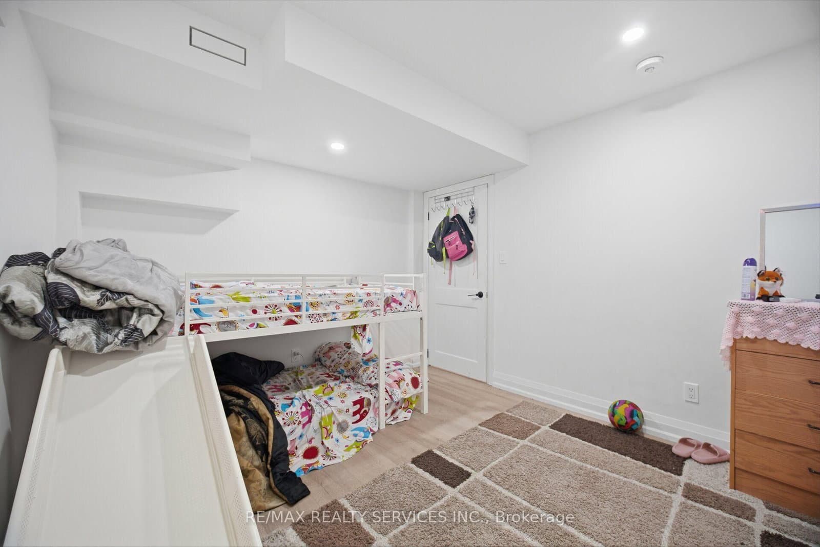 79 Cedarholme Avenue thumbnail 40