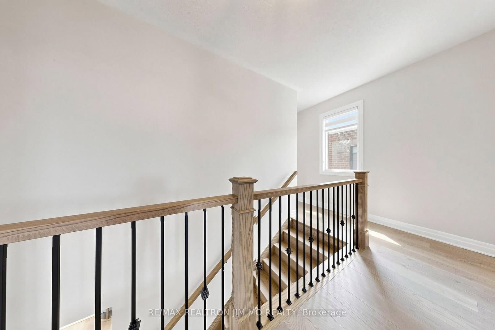 476 Kennedy Circle W thumbnail 19