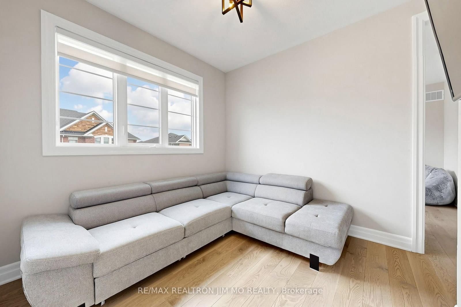 476 Kennedy Circle W thumbnail 20