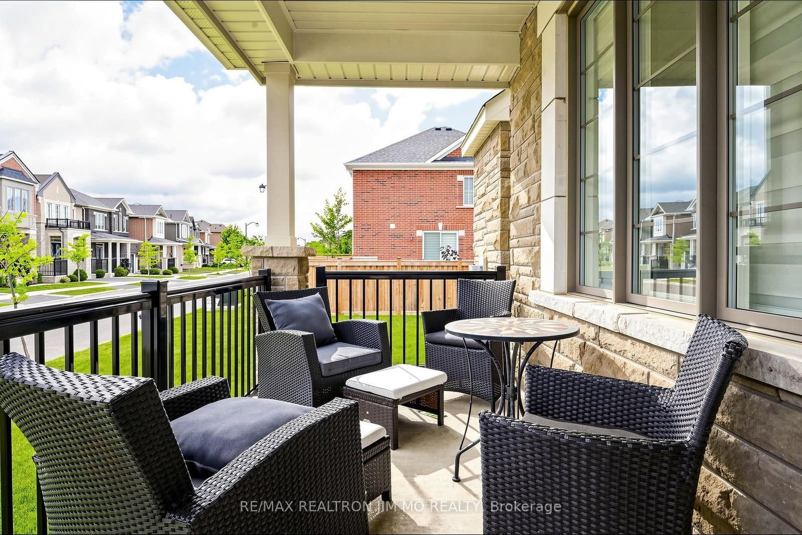 476 Kennedy Circle W thumbnail 4