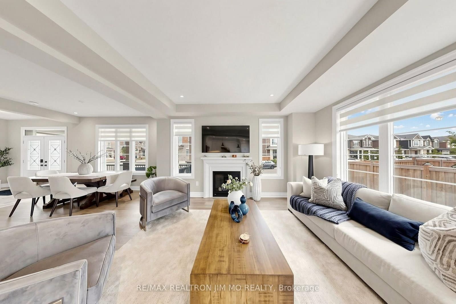 476 Kennedy Circle W thumbnail 5