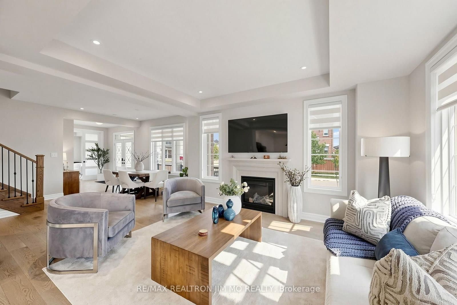 476 Kennedy Circle W thumbnail 6