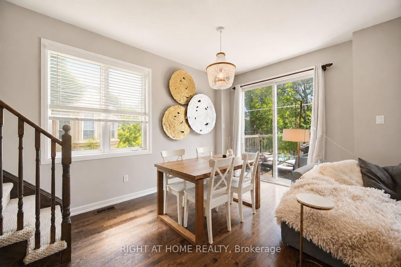 165 Hampshire Way, Unit 153 thumbnail 10