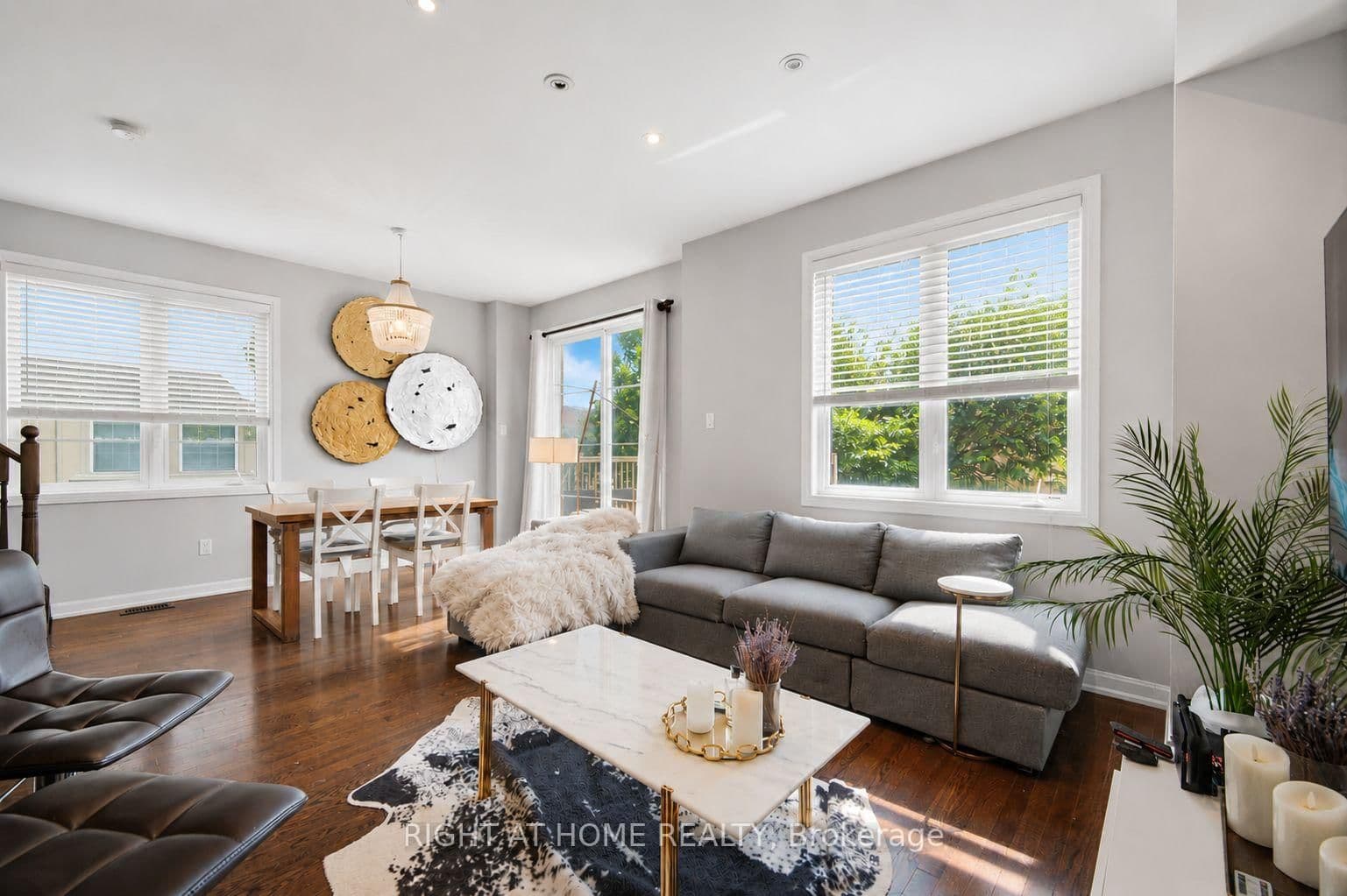 165 Hampshire Way, Unit 153 thumbnail 15