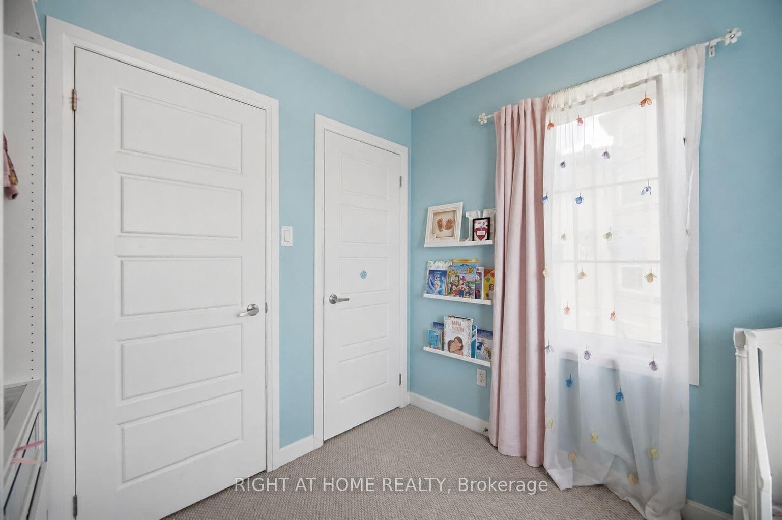 165 Hampshire Way, Unit 153 thumbnail 24