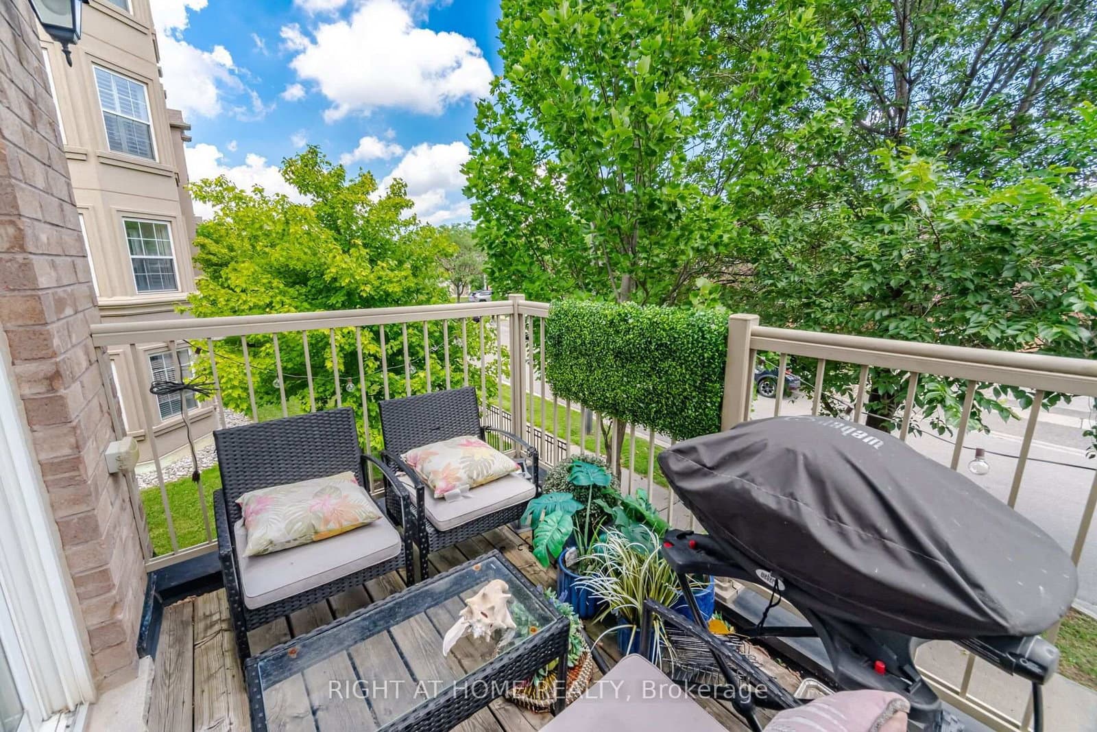 165 Hampshire Way, Unit 153 thumbnail 27