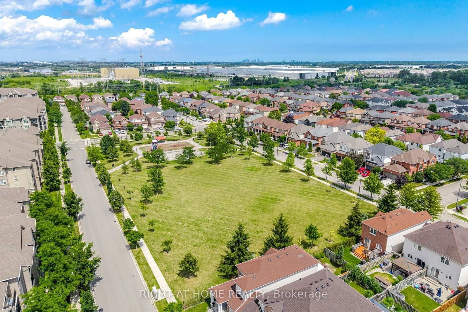 165 Hampshire Way, Unit 153 thumbnail 35