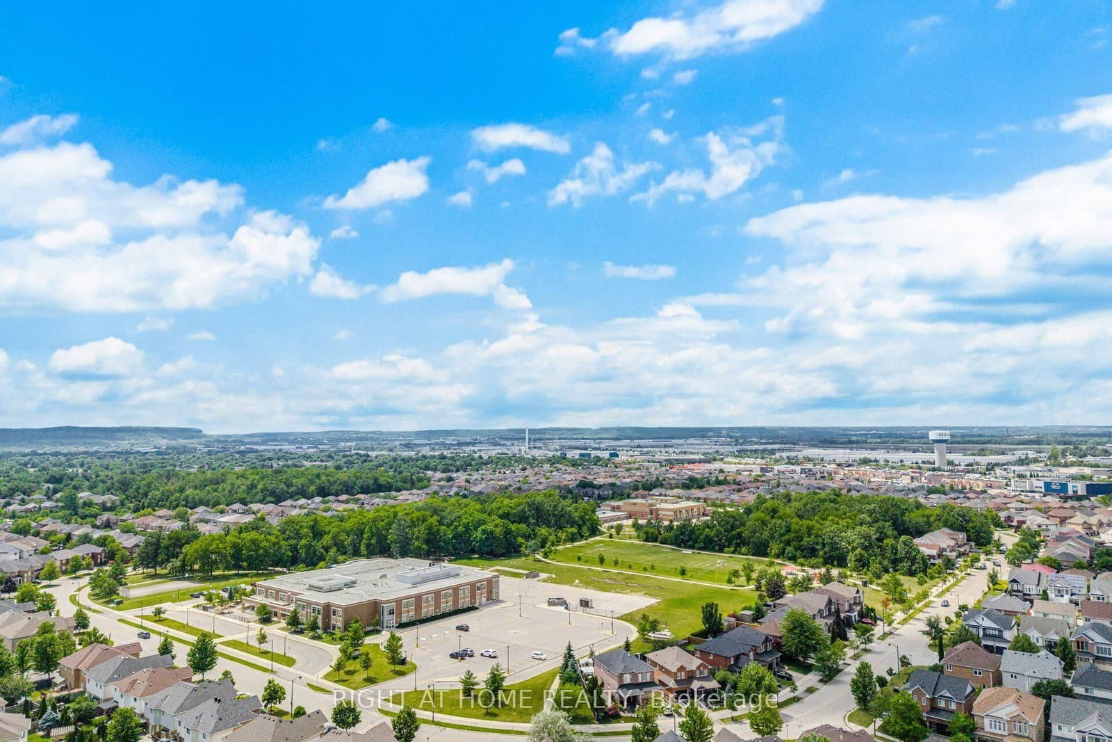 165 Hampshire Way, Unit 153 thumbnail 37