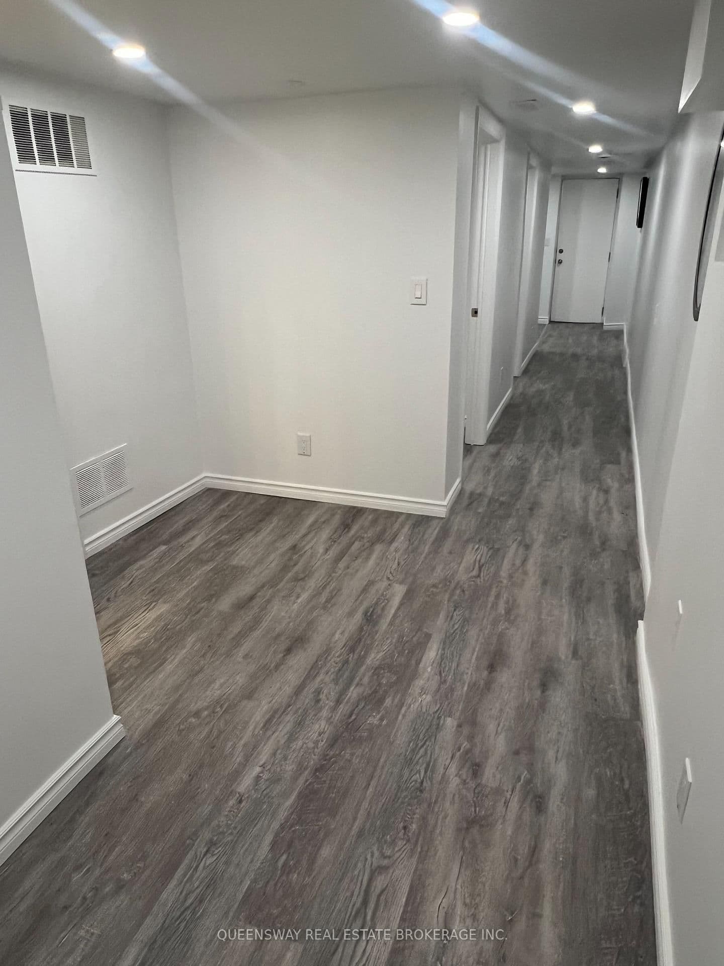 1389 Lansdowne Avenue thumbnail 9