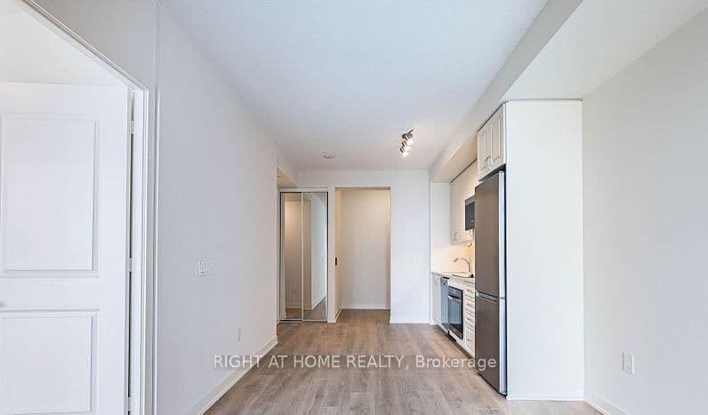 38 ANNIE CRAIG Drive, Unit 5007 thumbnail 4