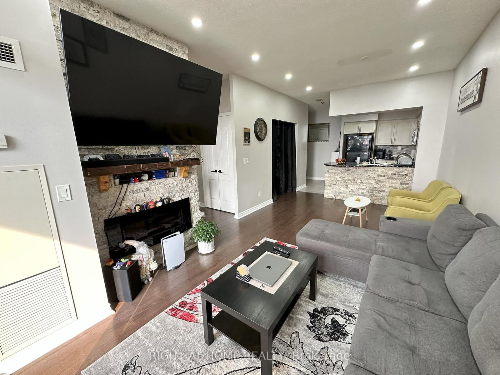 4090 Living Arts Drive, Unit 2906 thumbnail 17