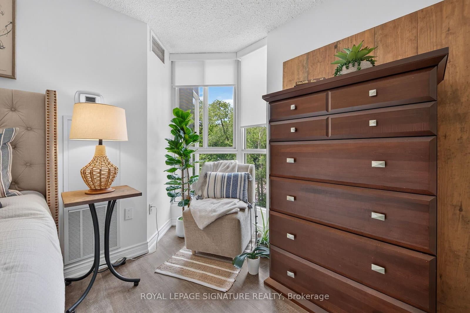 1237 North Shore Boulevard E, Unit 405 thumbnail 30