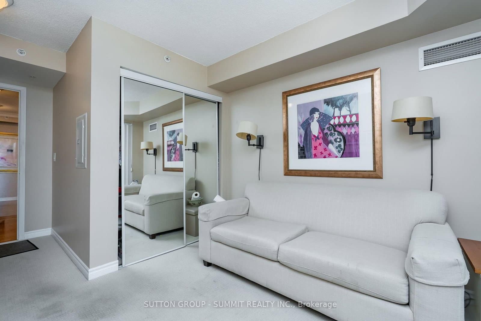 350 PRINCESS ROYAL Drive, Unit 1205 thumbnail 12