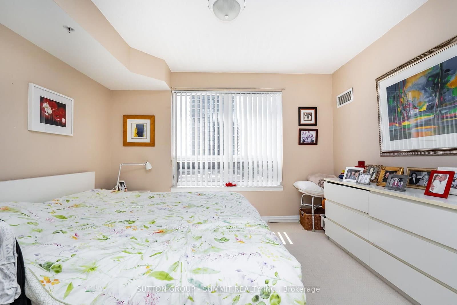 350 PRINCESS ROYAL Drive, Unit 1205 thumbnail 14