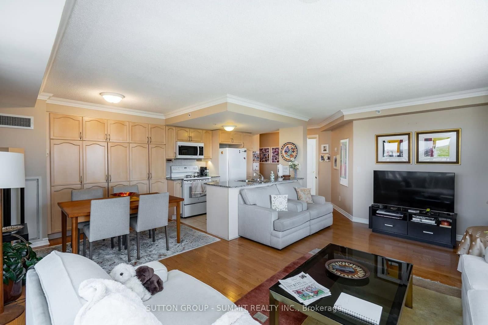 350 PRINCESS ROYAL Drive, Unit 1205 thumbnail 20