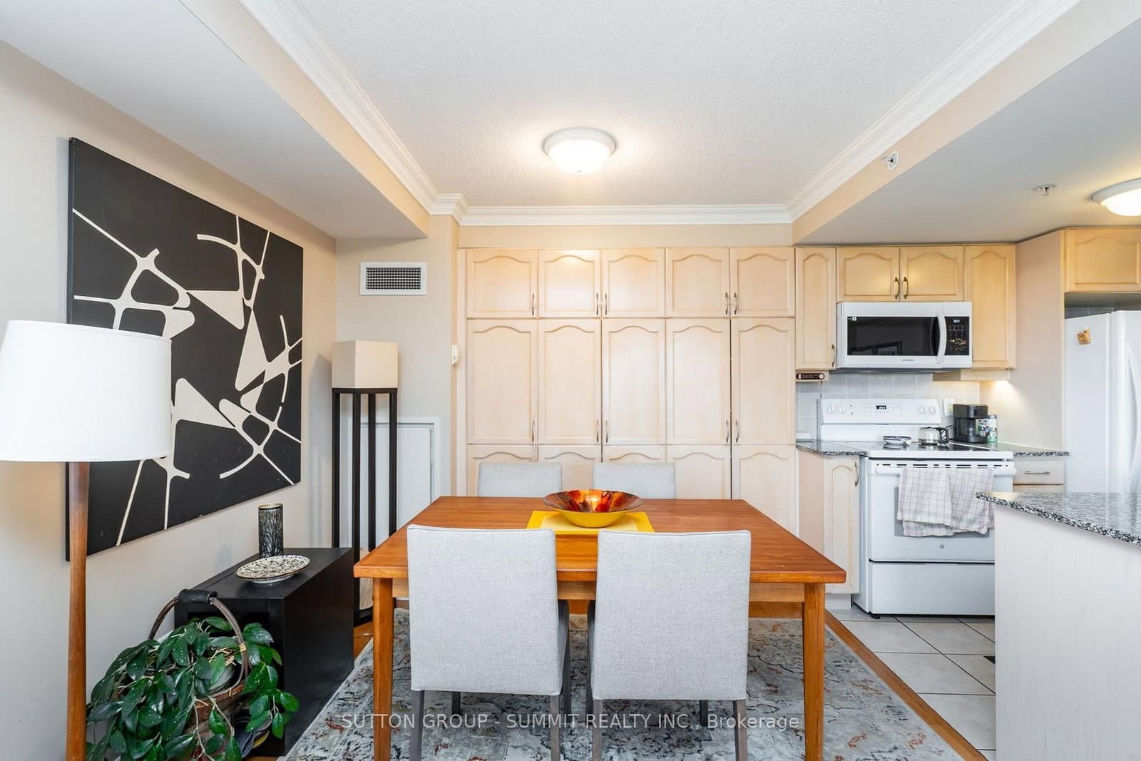 350 PRINCESS ROYAL Drive, Unit 1205 thumbnail 21