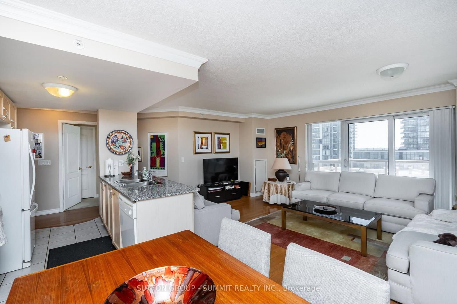 350 PRINCESS ROYAL Drive, Unit 1205 thumbnail 23