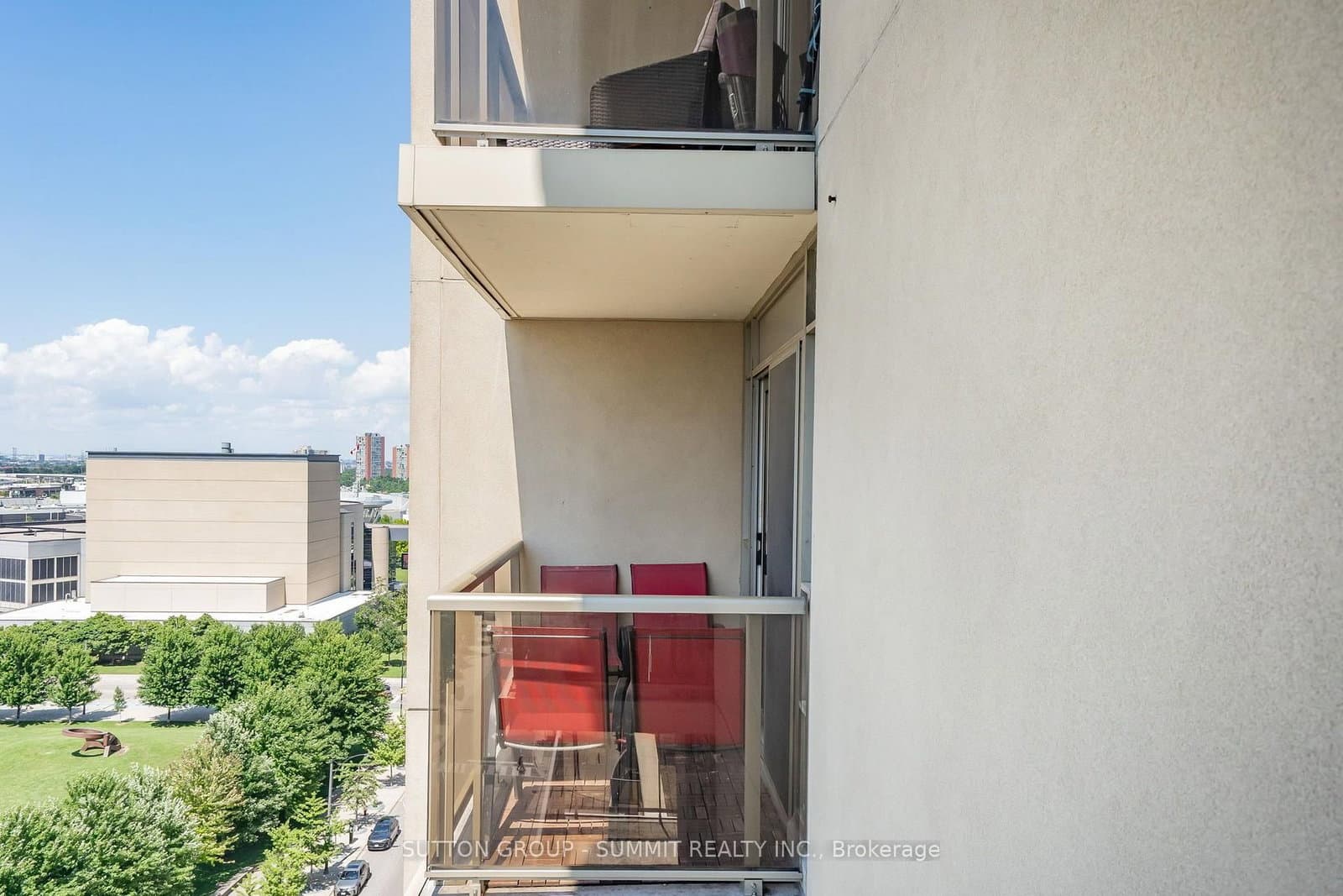 350 PRINCESS ROYAL Drive, Unit 1205 thumbnail 30