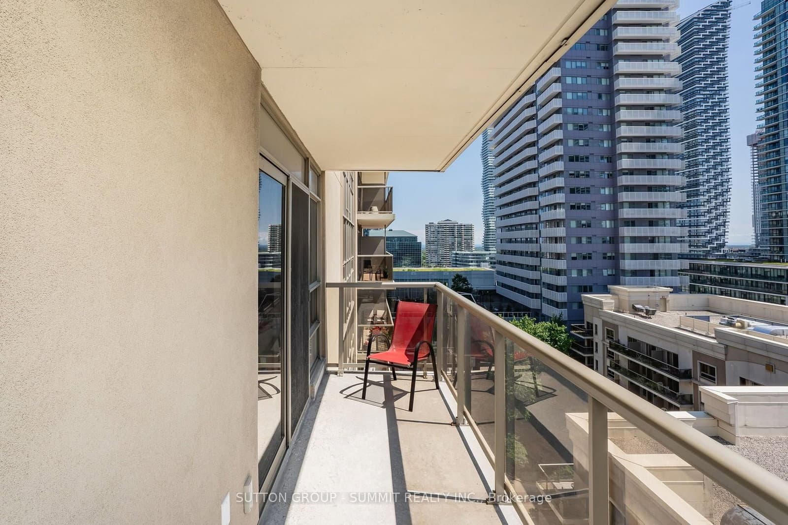 350 PRINCESS ROYAL Drive, Unit 1205 thumbnail 32