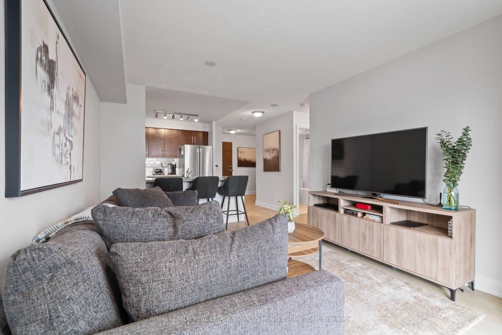 3 Michael Power Place, Unit 606 thumbnail 12