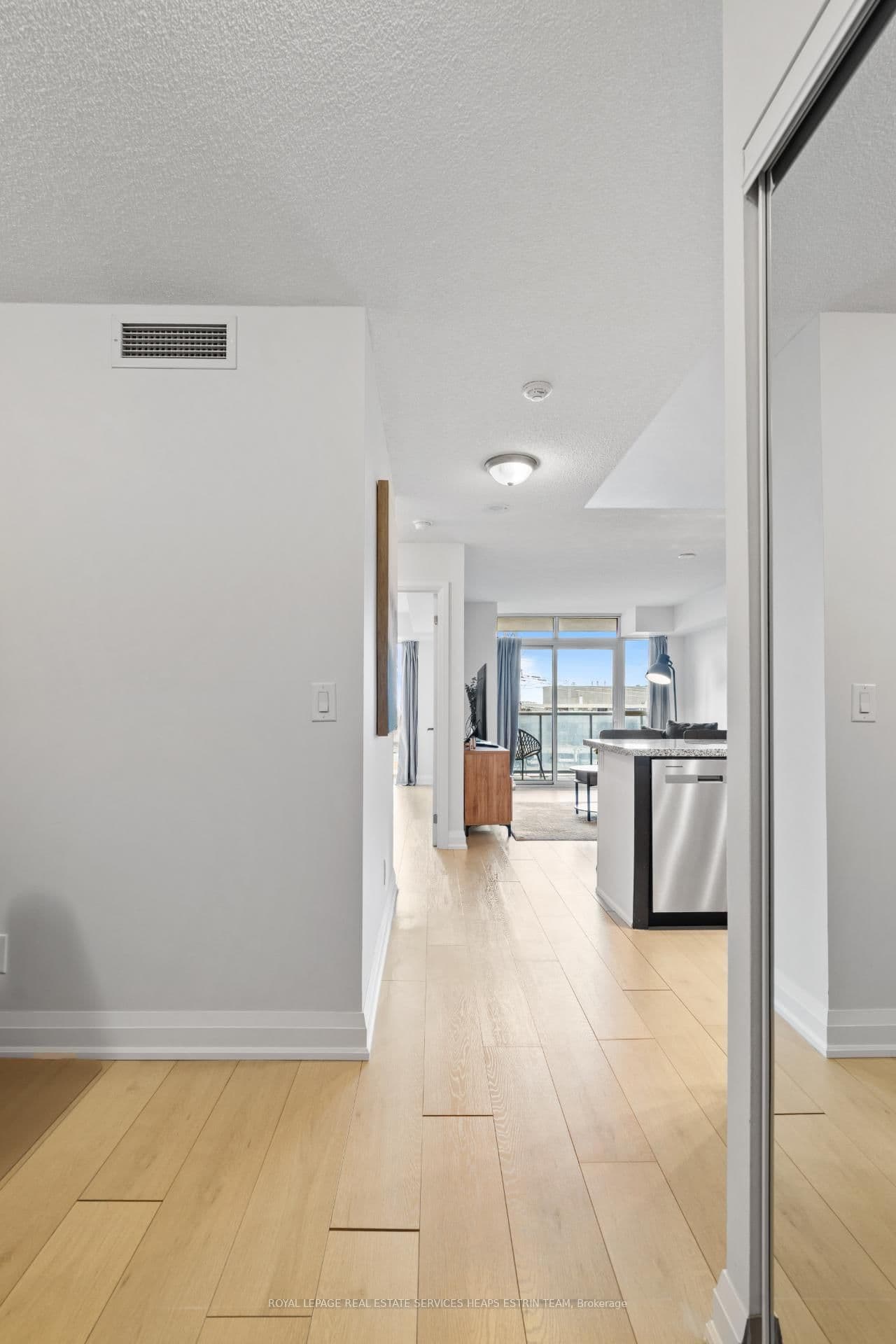 3 Michael Power Place, Unit 606 thumbnail 2