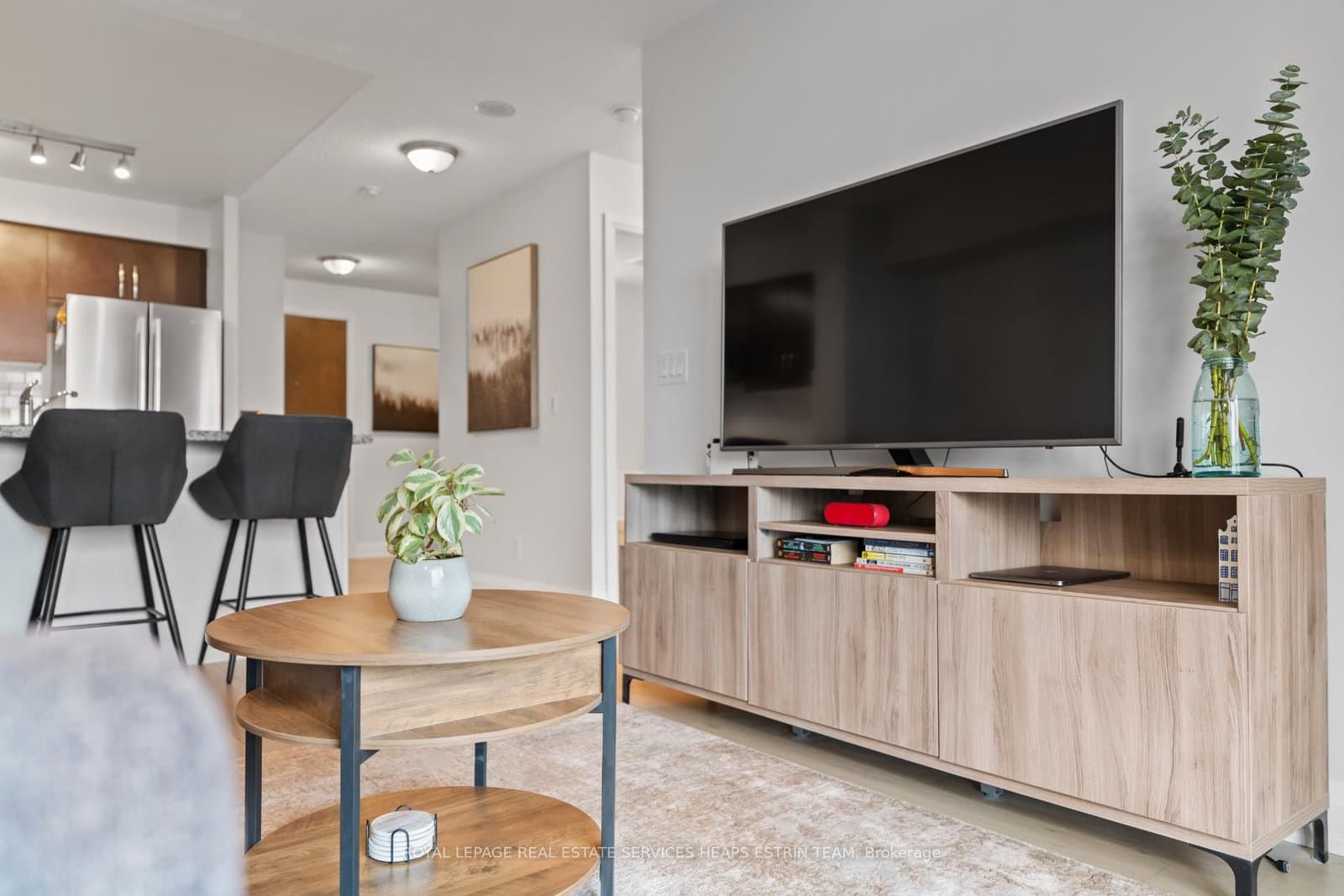 3 Michael Power Place, Unit 606 thumbnail 9